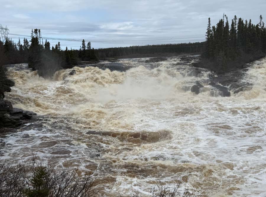 La rivière aux Rochers en crue printanière. Photo: Caroline Côté